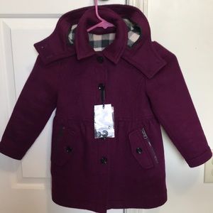 Authentic Burberry pea coach size 5y girl